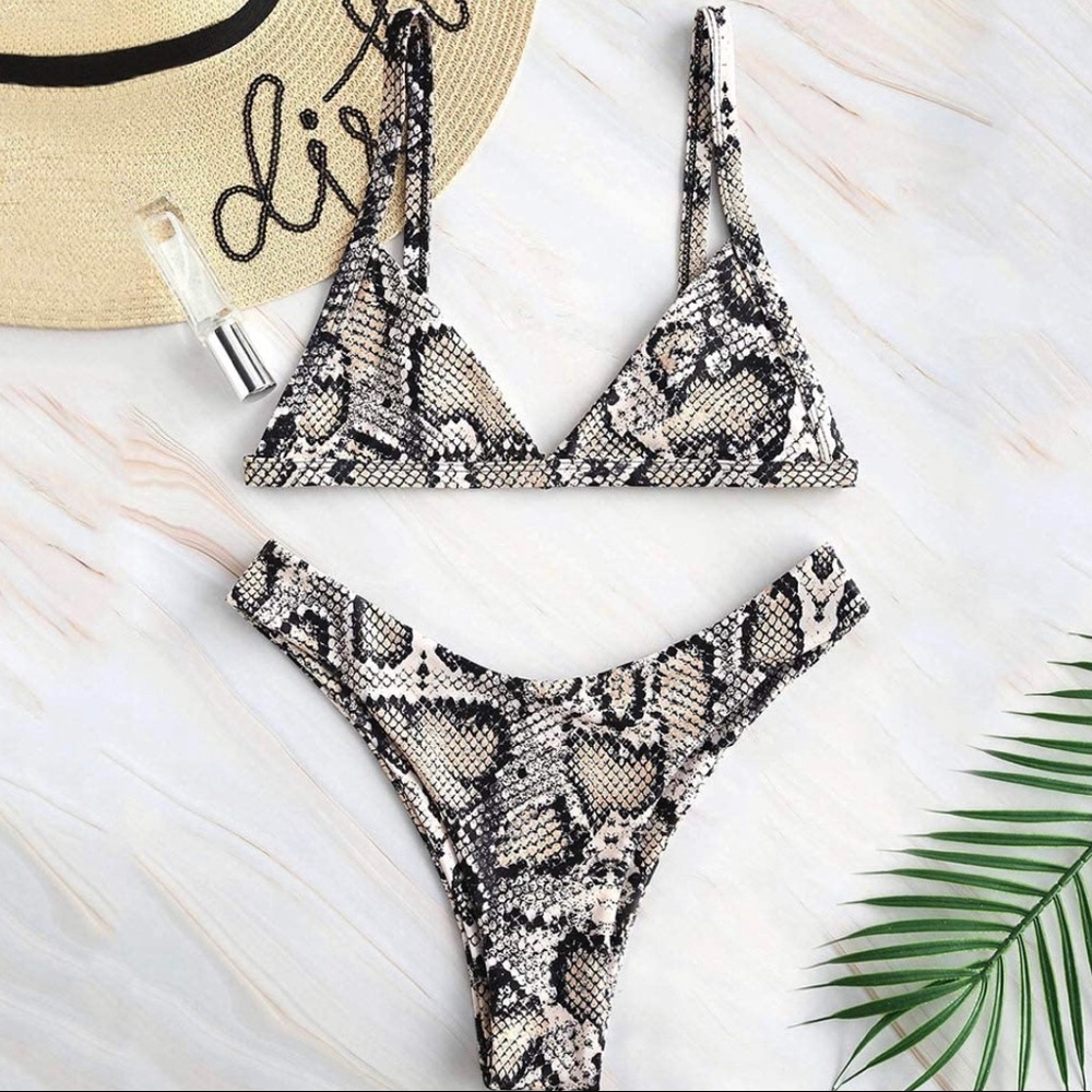 NWT Snakeskin Print Swimsuit High Cut Bikini